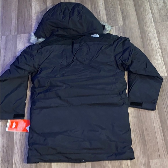✅The North Face Artigas Parka Boys Winter Jacket✅ - Picture 7 of 8
